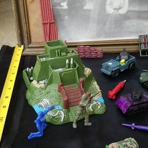 💚HP🇺🇲VINTAGE ARMY VARIETY TOYS